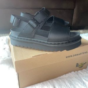 Dr. Martens Voss Sandal Brand New/Never Used